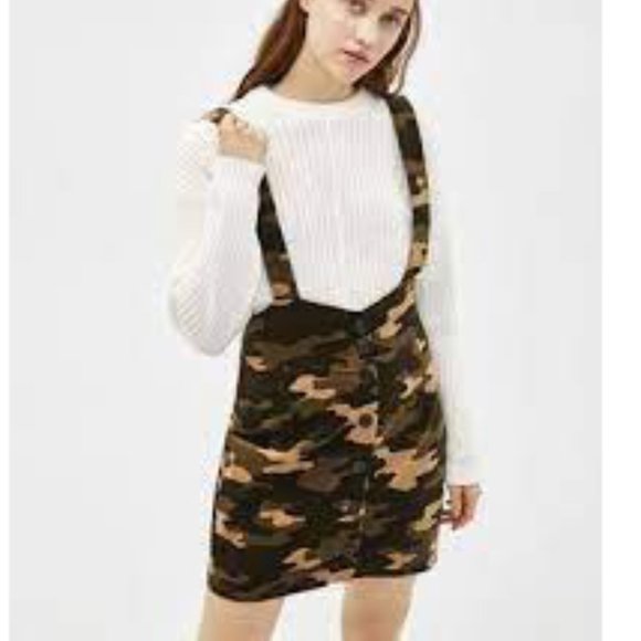 💥EDGY CHIC💥Camo Corduroy Overall Dress - Picture 5 of 12
